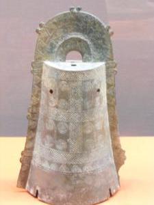 dotaku 弥生時代 Glocke aus der Yayoi Zeit, erste Prachtvolle Bronze Erzeugnisse nach der Einführung der Bronze